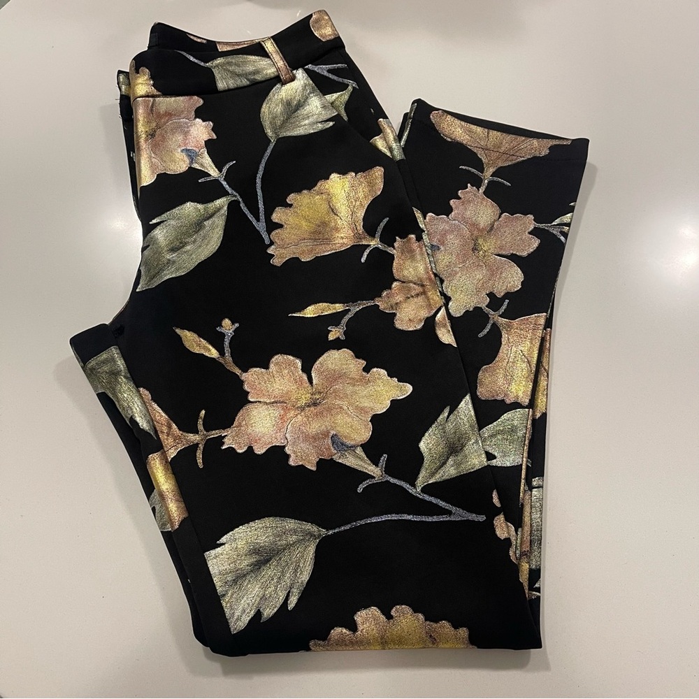 Fashion Nova’ Cigarette Trousers